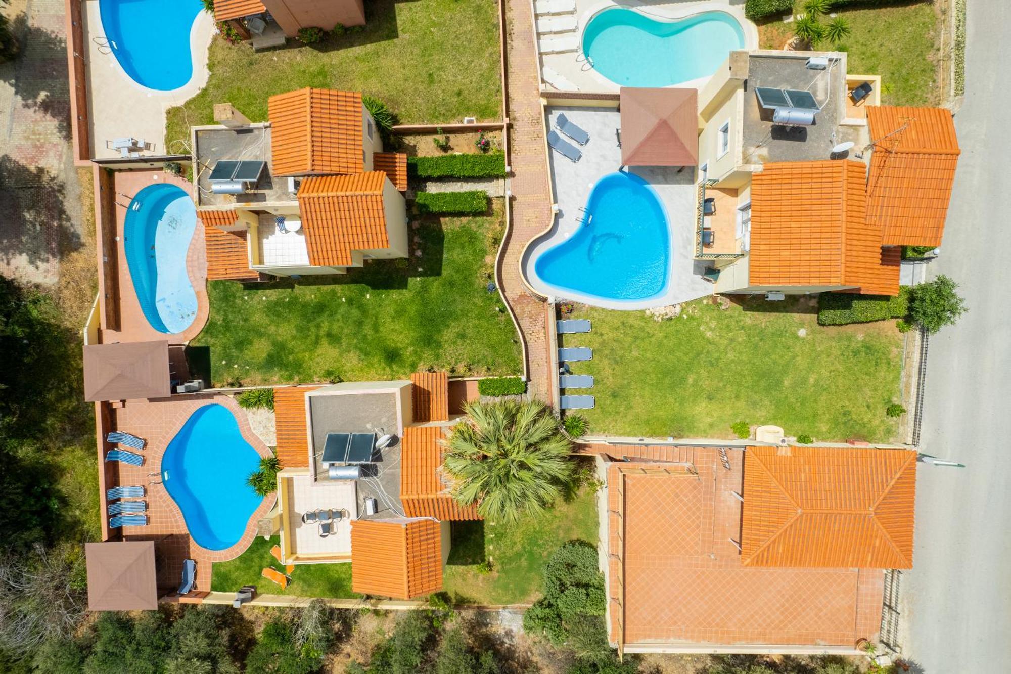 Renia'S Villas ヘルソニソス エクステリア 写真