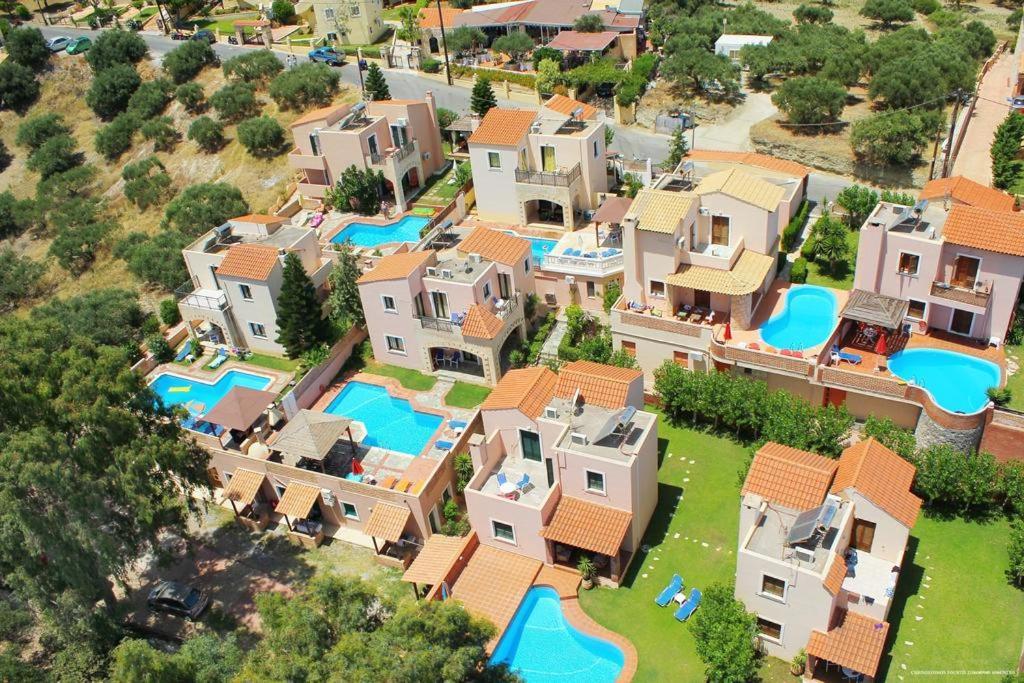 Renia'S Villas ヘルソニソス エクステリア 写真